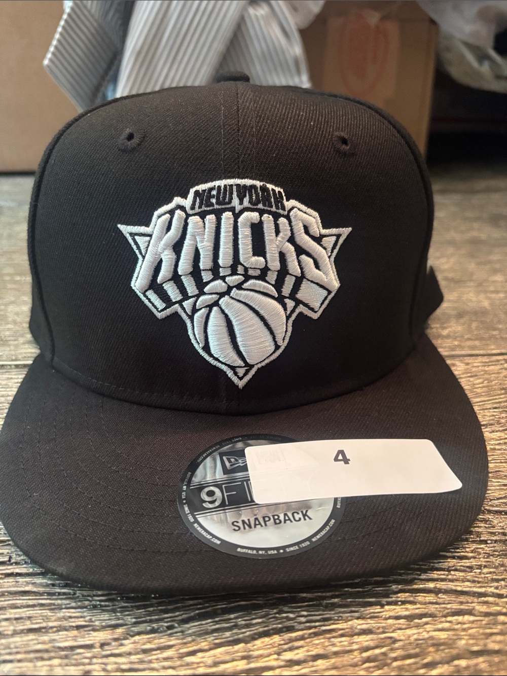 New York Knicks Black Snapback Hat - Official Team Logo